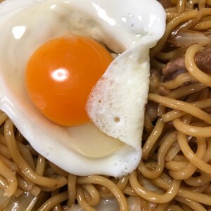 野菜たっぷりでボリューム満点☆ソース焼きそば♪